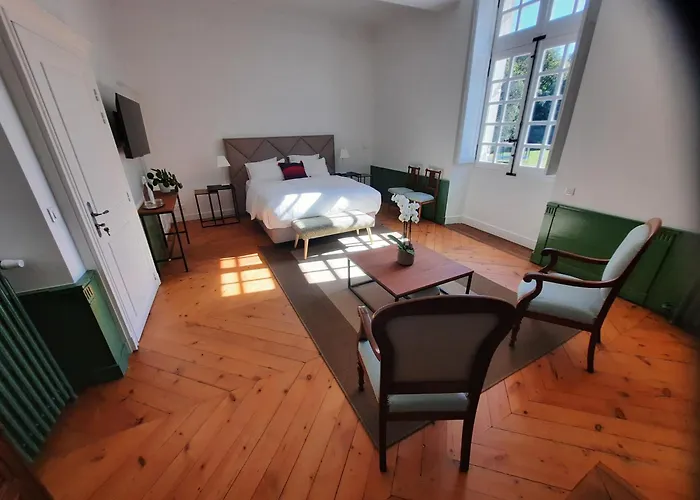 L'essongere Alojamento de Acomodação e Pequeno-almoço